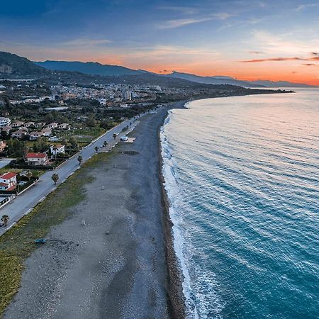 Gali Holidays Casa Vacanze أكيدولتشي المظهر الخارجي الصورة