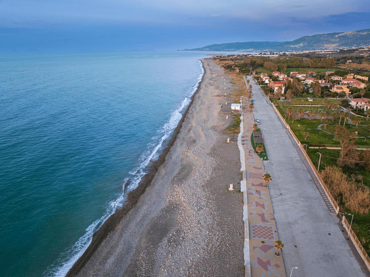 Gali Holidays Casa Vacanze أكيدولتشي المظهر الخارجي الصورة